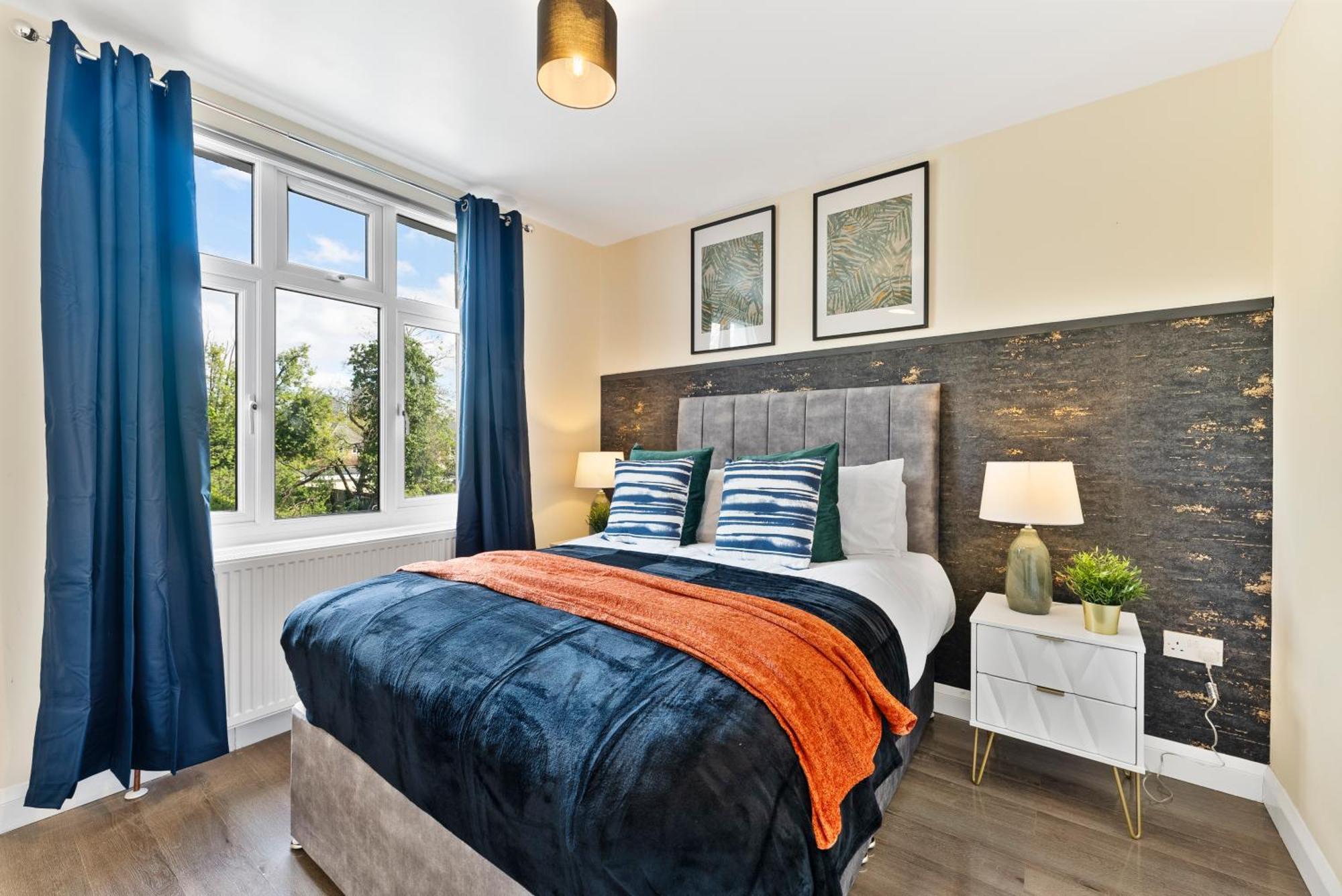 Villa Stylish Wembley Gem - Parking -Sleeps 14 Londres Exterior foto